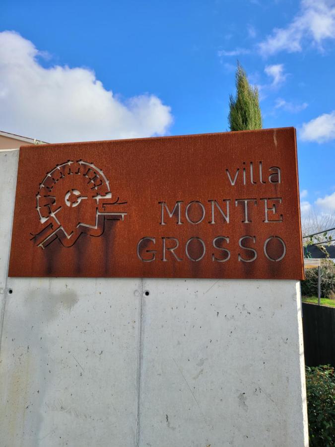 Villa Monte Grosso 2 Pula Ngoại thất bức ảnh